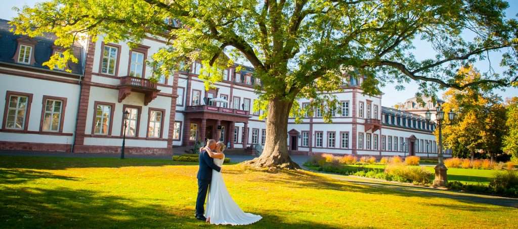 Hochzeits Fotoshooting | Hochzeitspaket nur fürs Standesamt Schloss Philippsruhe 