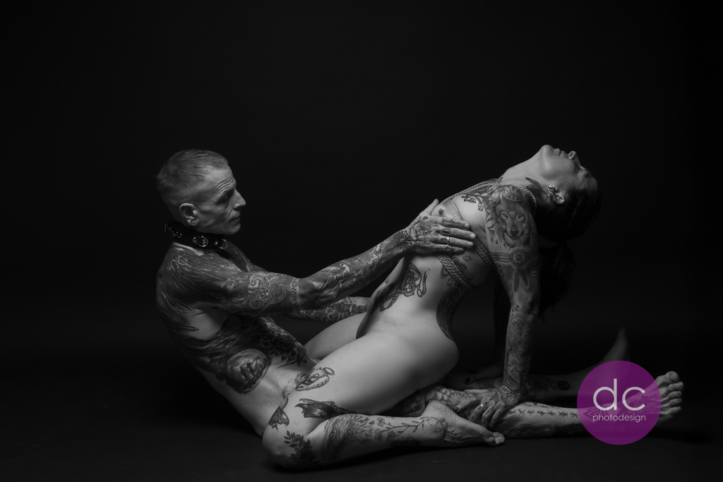 Bondage und BDSM Fotoshooting mit einem Paar im Fotostudio Hanau dc-photodesign